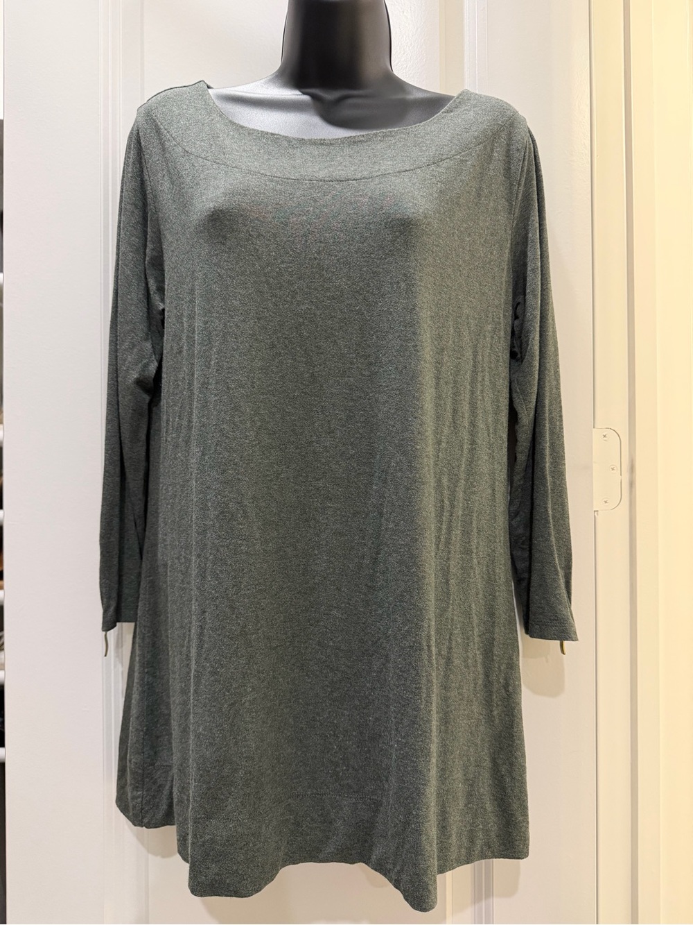 Soft Surroundings Gray Boatneck Zipper Cuff Stretch Tunic Top Size M